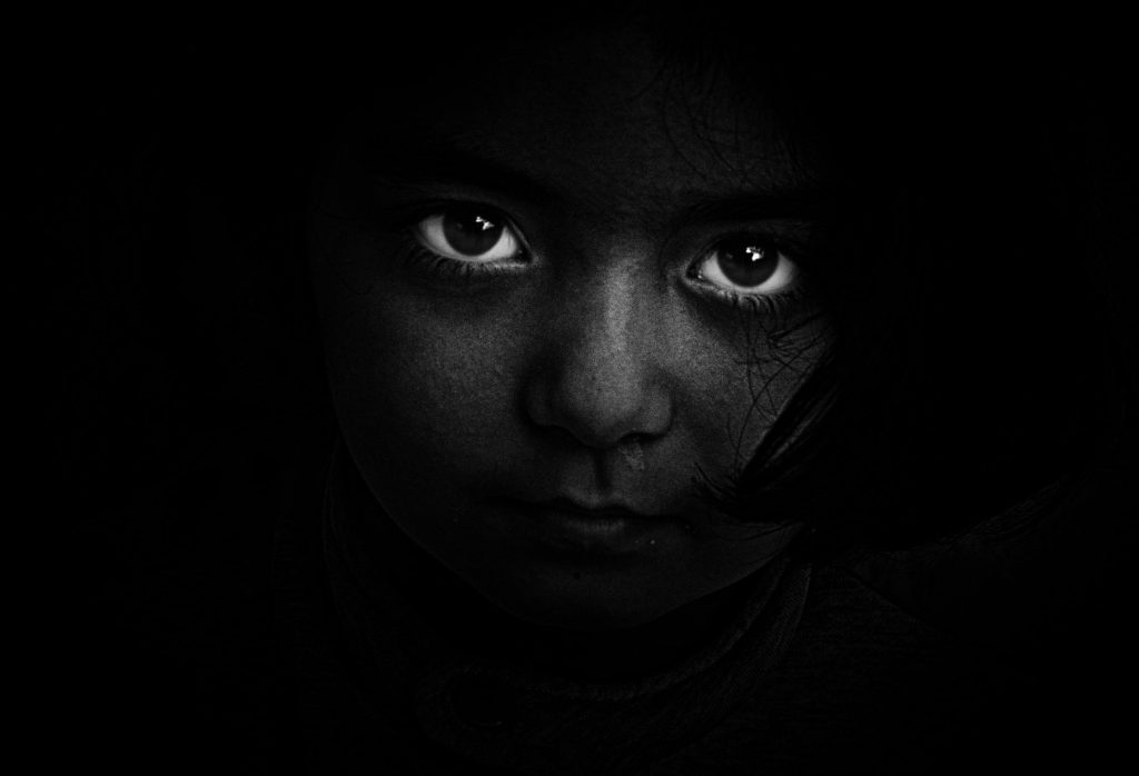 zwartwit foto van ogen