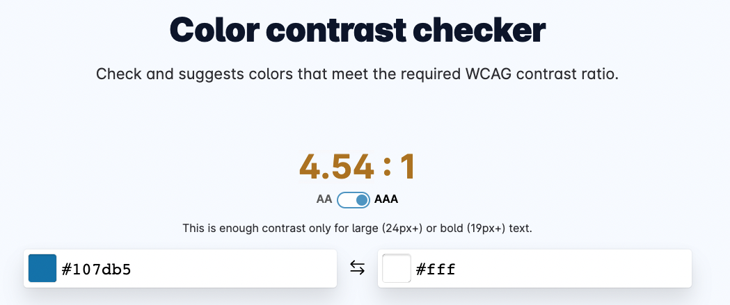 Screenshot van de kleurcontrastchecker van polypane. In beeld is een verhouding van 4.54:1, dus voldoende voor de WCAG AA
