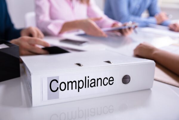 compliance geschreven op een multomap